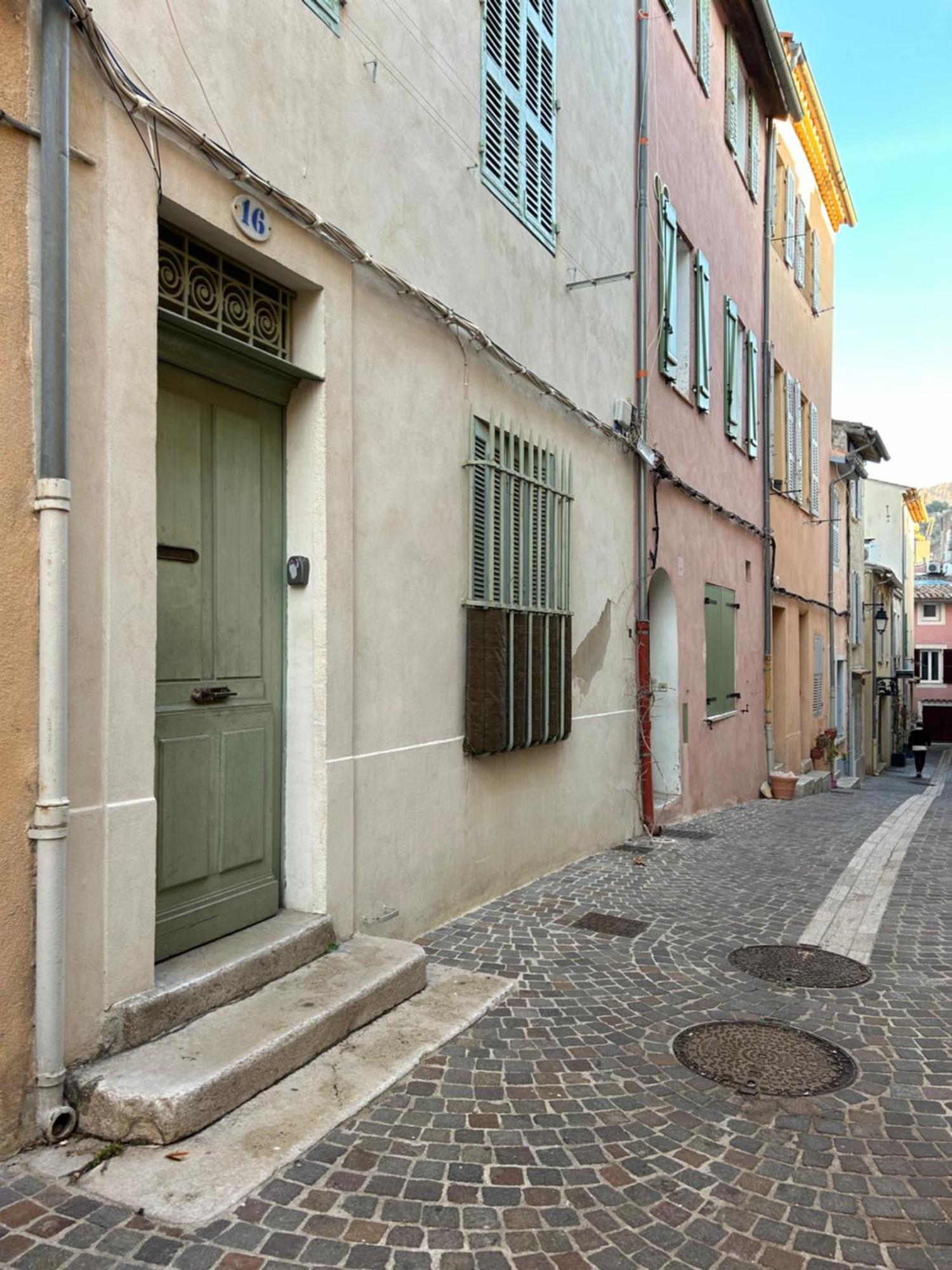 Duplex Au Coeur Du Village De Cassis Exteriör bild